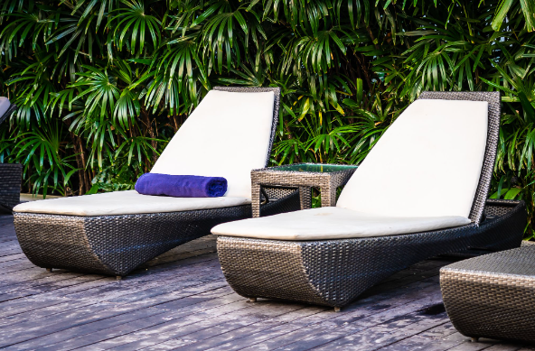 Cheap garden rattan furniture: Rattan outdoor pool chairs
