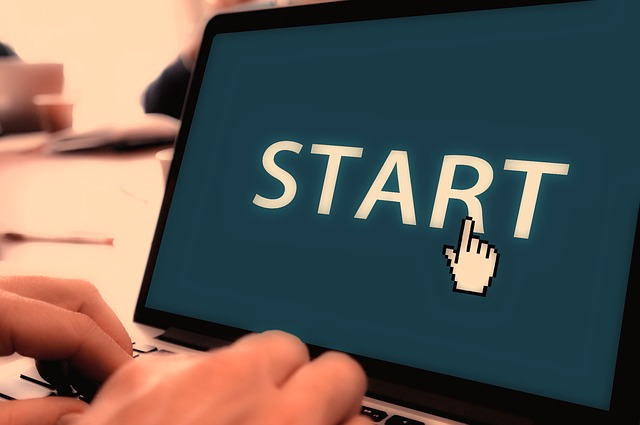Laptop monitor displaying the word start
