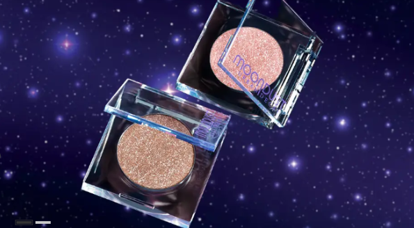 Image: Cheap makeup and beauty products: Two moondust eyeshadows Cheap makeup and beauty products: Two moondust eyeshadows