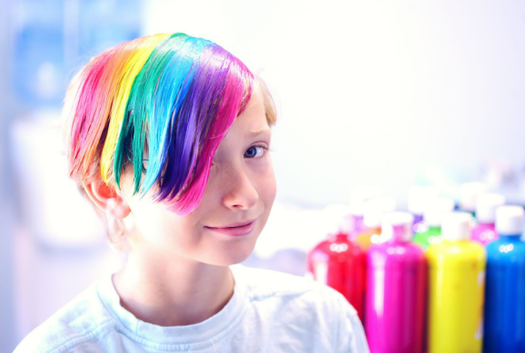 A person with colour hair dye from the NOTINO hair colour range.