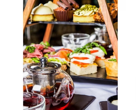 Food and tea from the Activity Superstore, 2-night getaway special from the FRASERS sale.