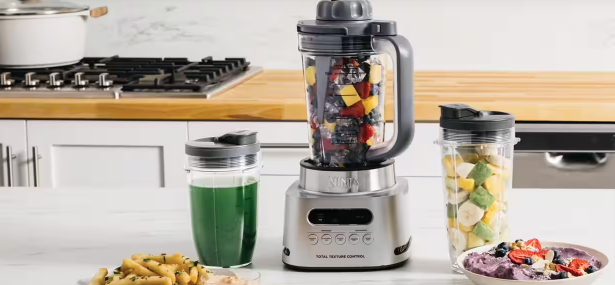 A display of the ninja blender is in full action, making a refreshing smoothie
