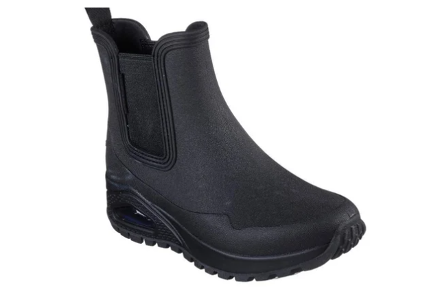 Autumn wardrobe staples: Uno Rugged - Dancing In The Rain Boots