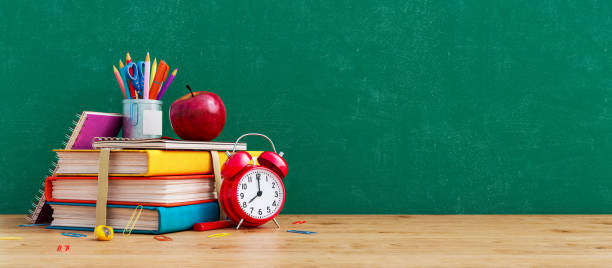 rentrée scolaire: cahiers, livres, crayons...