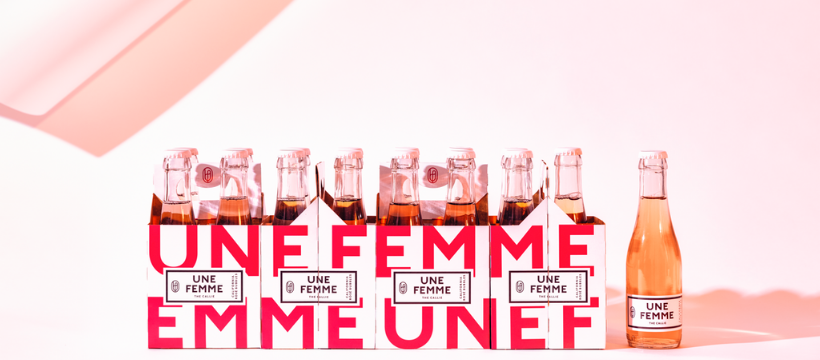 About Une Femme