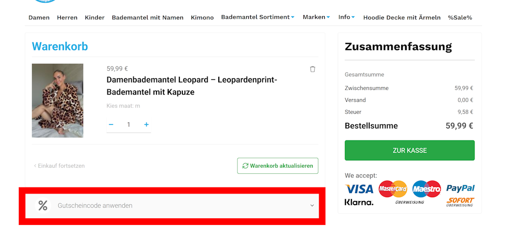 Warenkorb von bademantelparadies mit rotmarkiertem Eingabefekd für Gutscheincodes