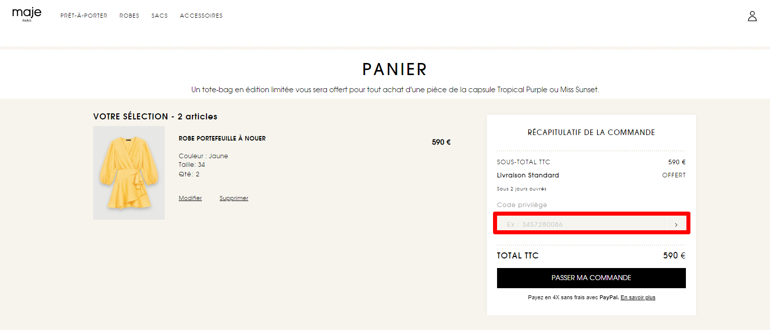 La page de paiement de la marque avec l'endroit où ajouter le Maje code promo mis en évidence avec une boîte rouge.
