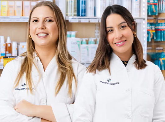 imagen de la web de farmaciasdirect de dos farmacéuticas