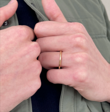 A resized man’s yellow gold wedding band from Kimai
