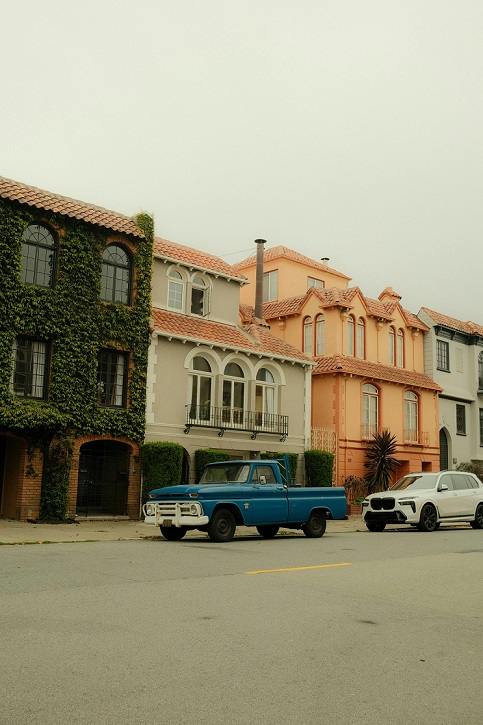 image showing houses and cars you can insure with esure policies