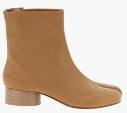 stivaletti da donna da acquistare in offerta con un codice sconto Julian fashion