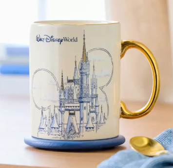 imagen de disney store de una taza blanca