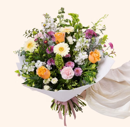 Last-minute Valentine's Day gifts: The Love in Bloom Bouquet