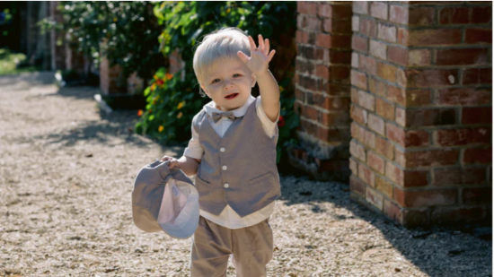 Shop for occasion outfits for your toddler with a Emile Et Rose discount code