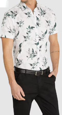 Connor Smart outfit for customers who apply a Connor discount code, on a white background