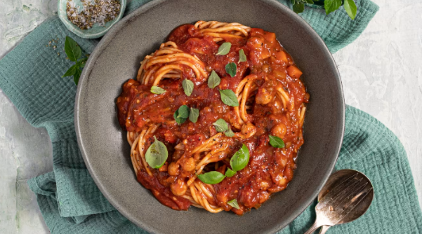 Youfoodz lentil spaghetti bolognese with Italian herbs