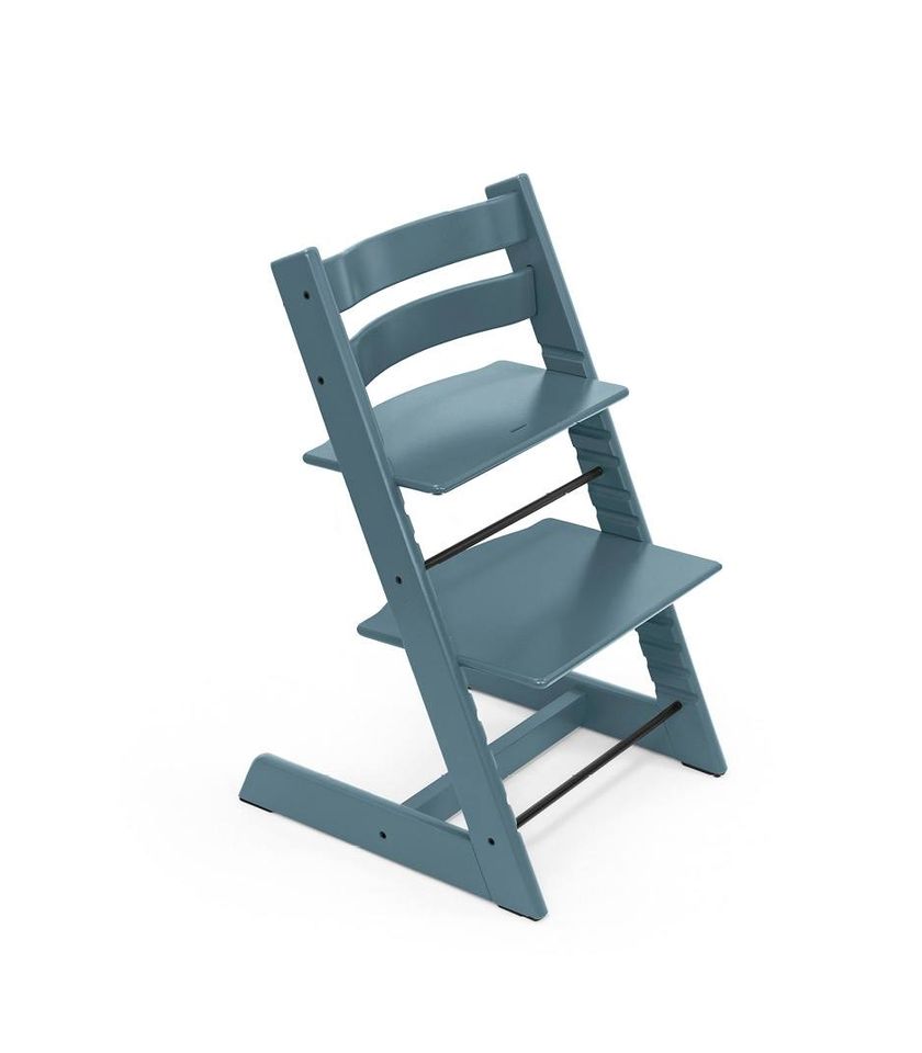 sedia di colore blu per bambino in offerta sulla piattaforma online STOKKE grazie ad un codice sconto STOKKE
