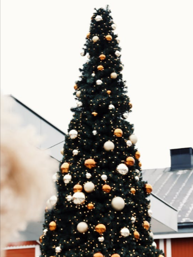 albero di Natale da poter comprare a basso costo con un codice sconto Natale