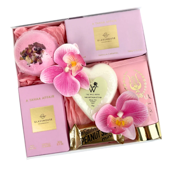 Mother’s Day gift box : Glasshouse Beauty Box from Celebration Box