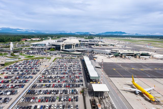 An overview of the parking space at London Gatwick Airport