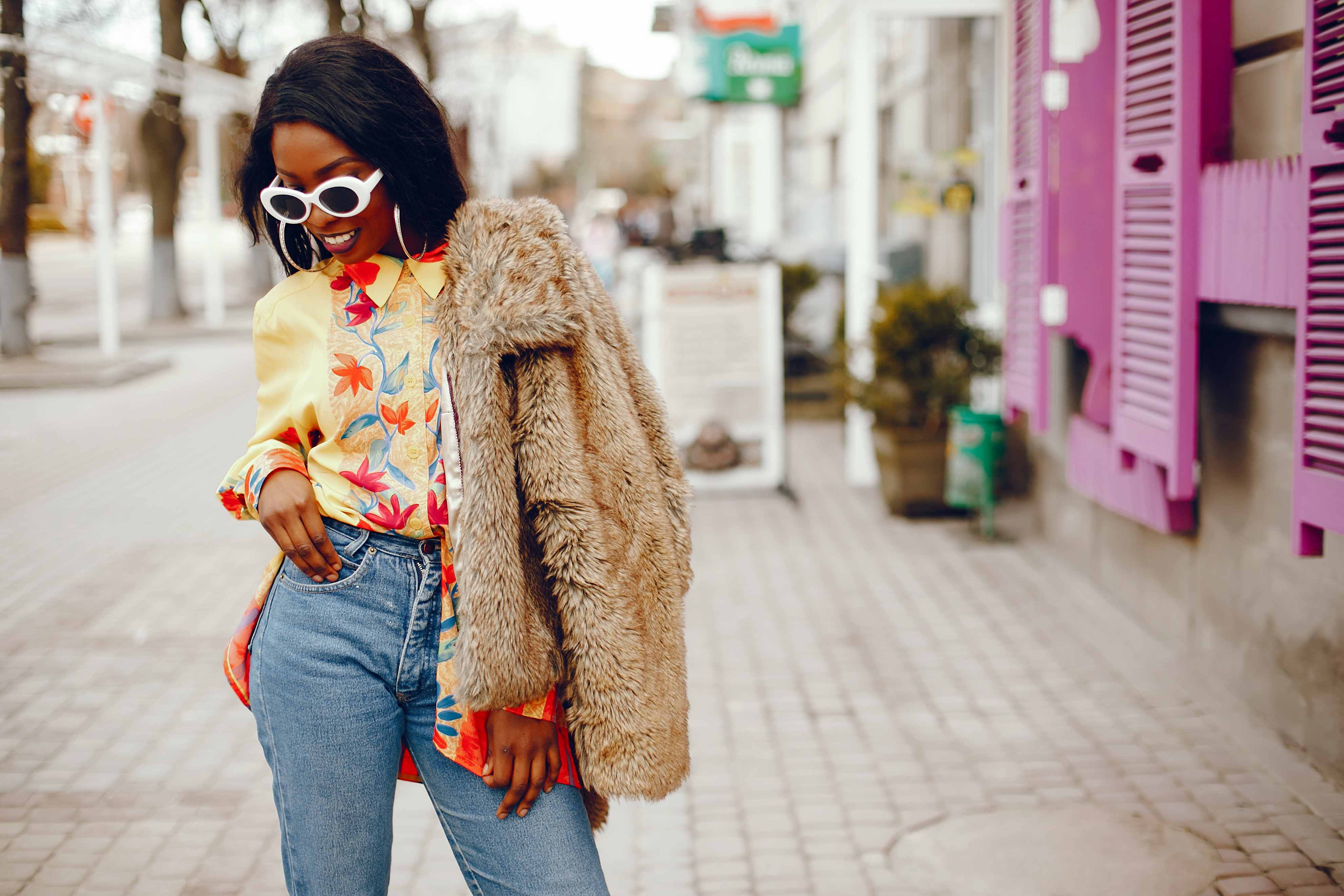 stylish-black-girl-city