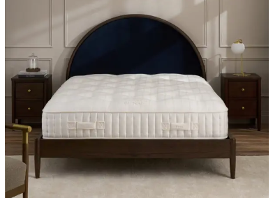 Shop the platinum lunar mattress with your Feather & Black voucher code