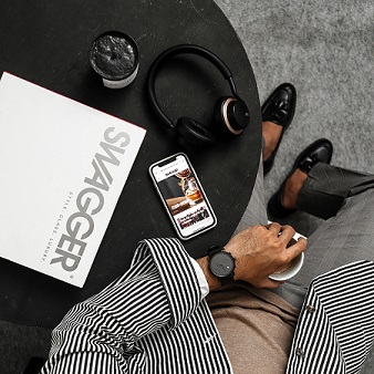 image showing electronics and fashion offerings you can save on during Cyber Weekend