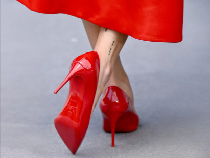 scarpe con tacco rosso da poter acquistare online con un codice sconto Leam