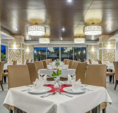 The dining area for Chanalai Hillside Resort