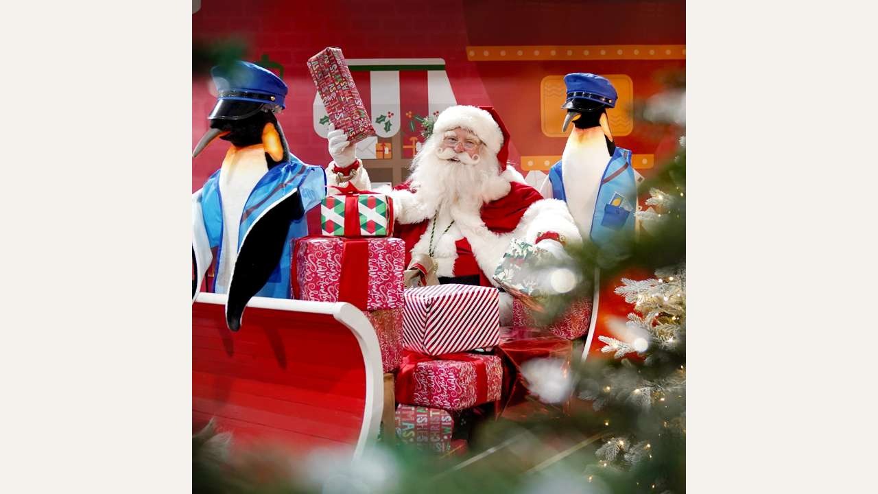 Free Dobbies Santa Arrival Event – 21–22 November